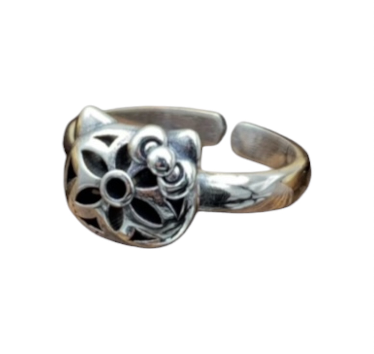“Kitty” Ring — Chrome Hearts